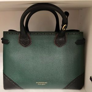 Burberry Banner Bag Medium in Forest Green